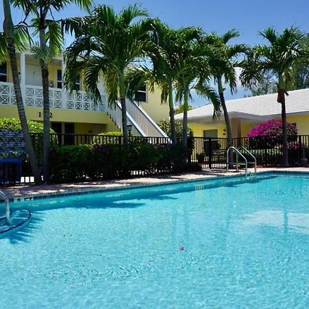 The Beach House At Seascape Steps From The Beach, Marina And Shops! 웨스트 팜 비치 외부 사진