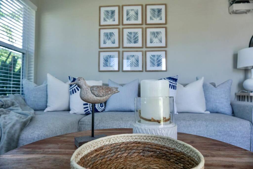 The Beach House At Seascape Steps From The Beach, Marina And Shops! 웨스트 팜 비치 외부 사진
