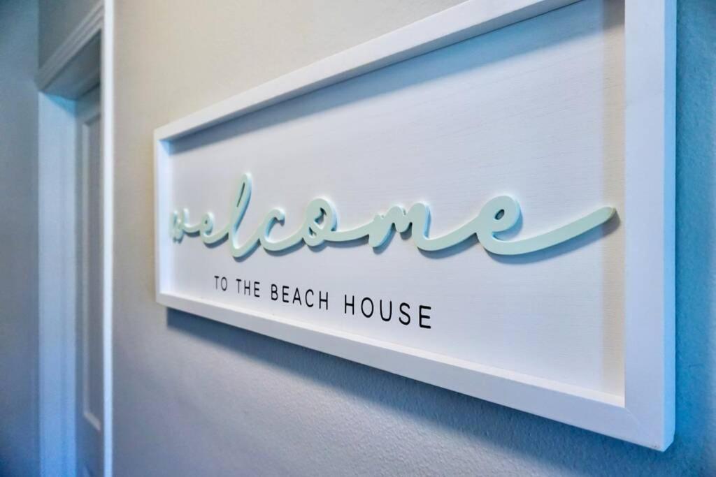 The Beach House At Seascape Steps From The Beach, Marina And Shops! 웨스트 팜 비치 외부 사진