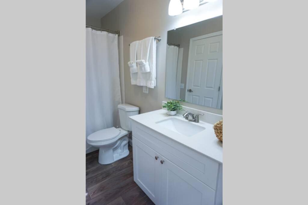 The Beach House At Seascape Steps From The Beach, Marina And Shops! 웨스트 팜 비치 외부 사진